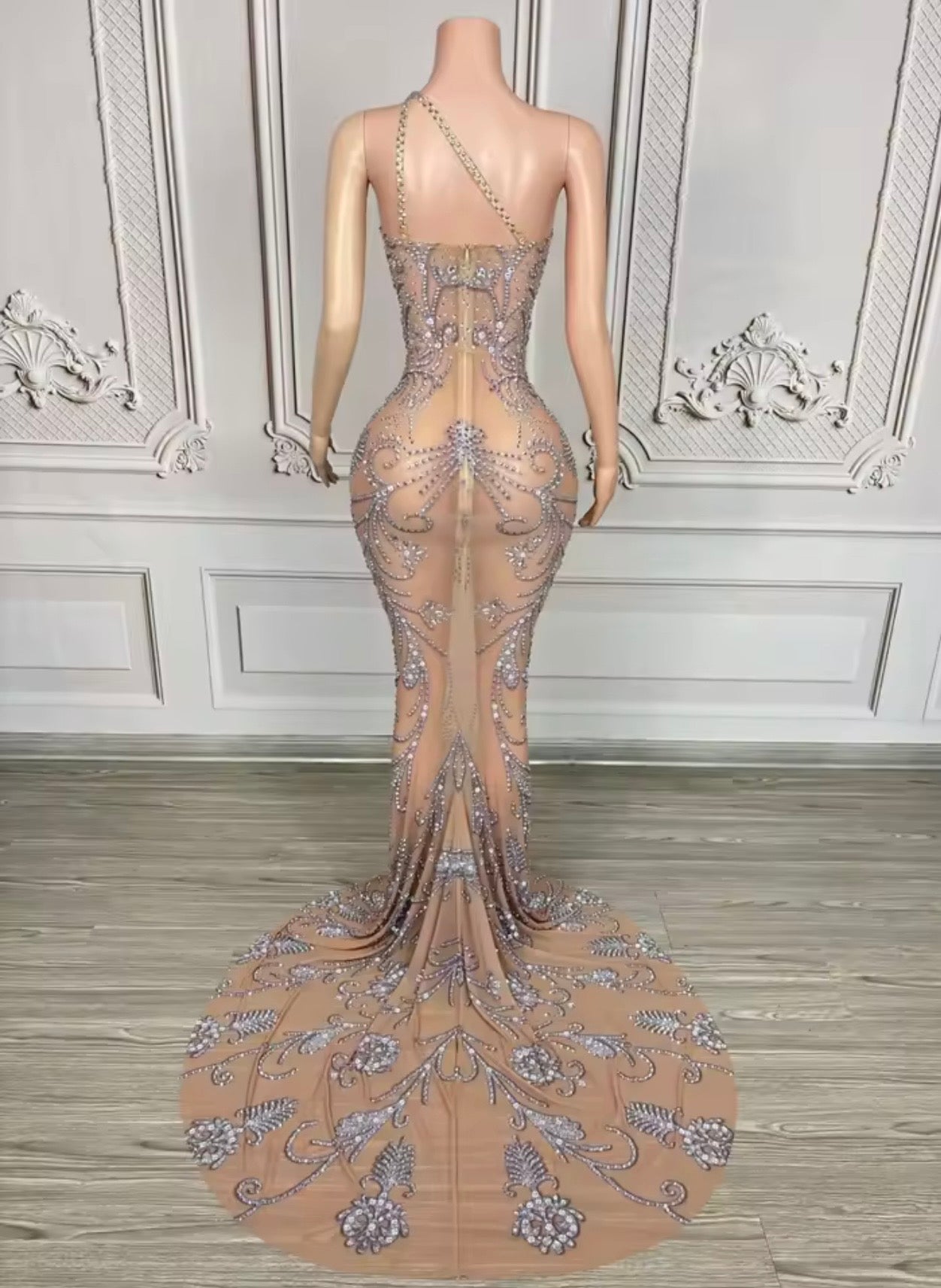 Milano Siren Elara